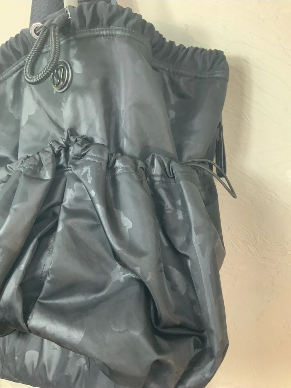 lululemon athletica pre owned